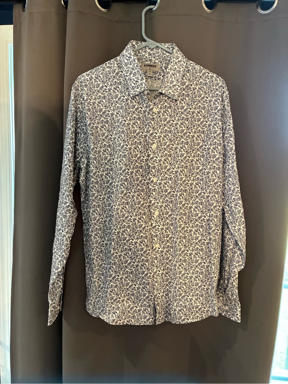 Men’s Express Slim Fit Floral Long Sleeve Button Down, Navy And White, Sz Large